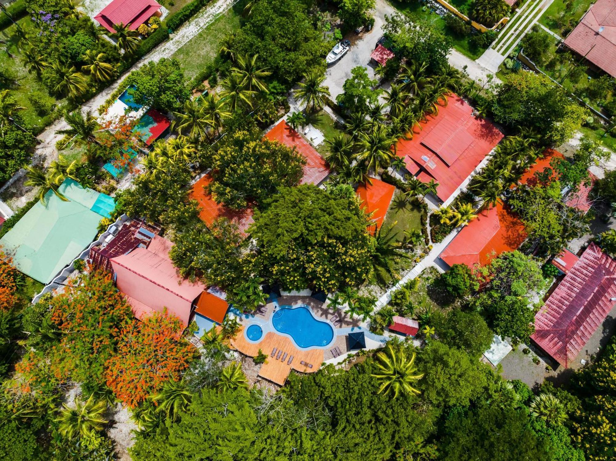 El Sueno Tropical Hotel Puerto Carrillo Exterior photo